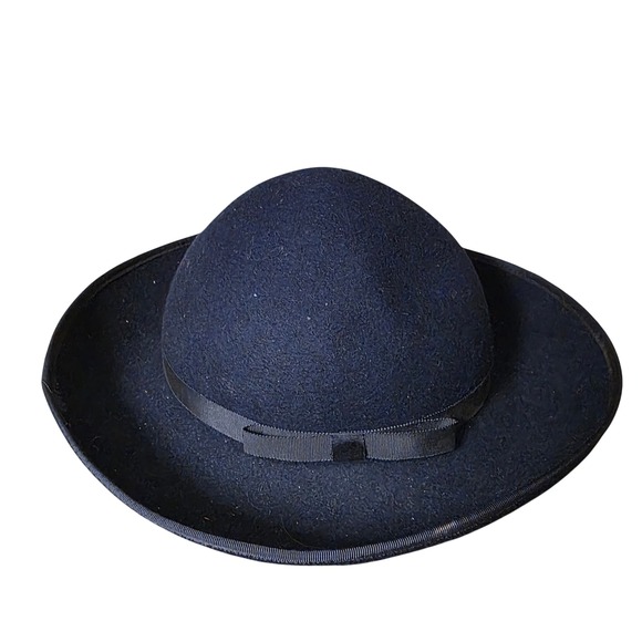 Laura Ashley Vintage Navy Blue 100% Wool Felt‎ Cloche Hat Made in Great Britain